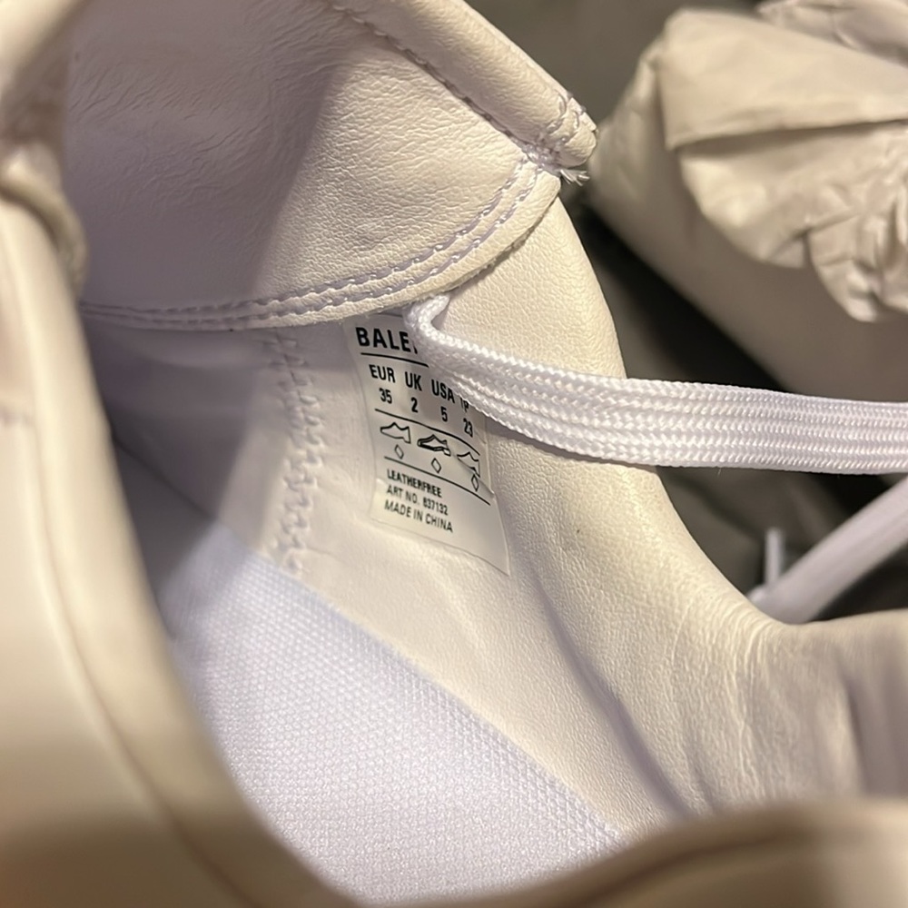 New $790 Balenciaga Women's Soccer Sneakers size 35 - Picture 6 of 12